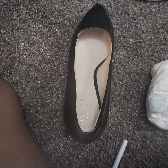 Cole Haan Elegant Black Stiletto Heels - Picture 2 of 8